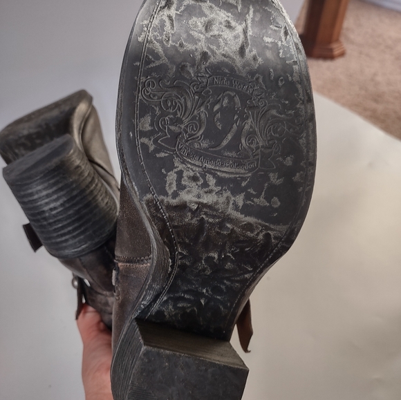 Sold on M Vintage 9 west tall dark brown boots 6.5 - Picture 8 of 9